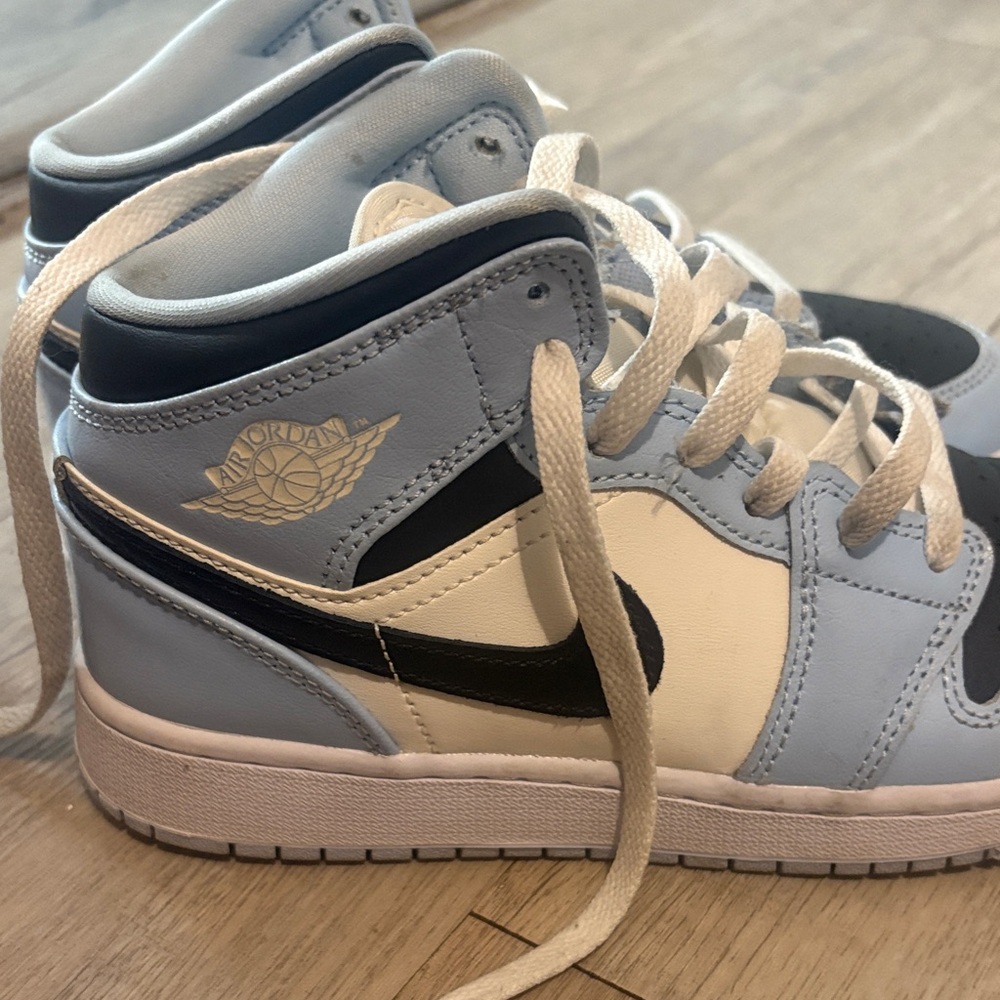 Jordan Kids' Black and Light Blue Sneakers